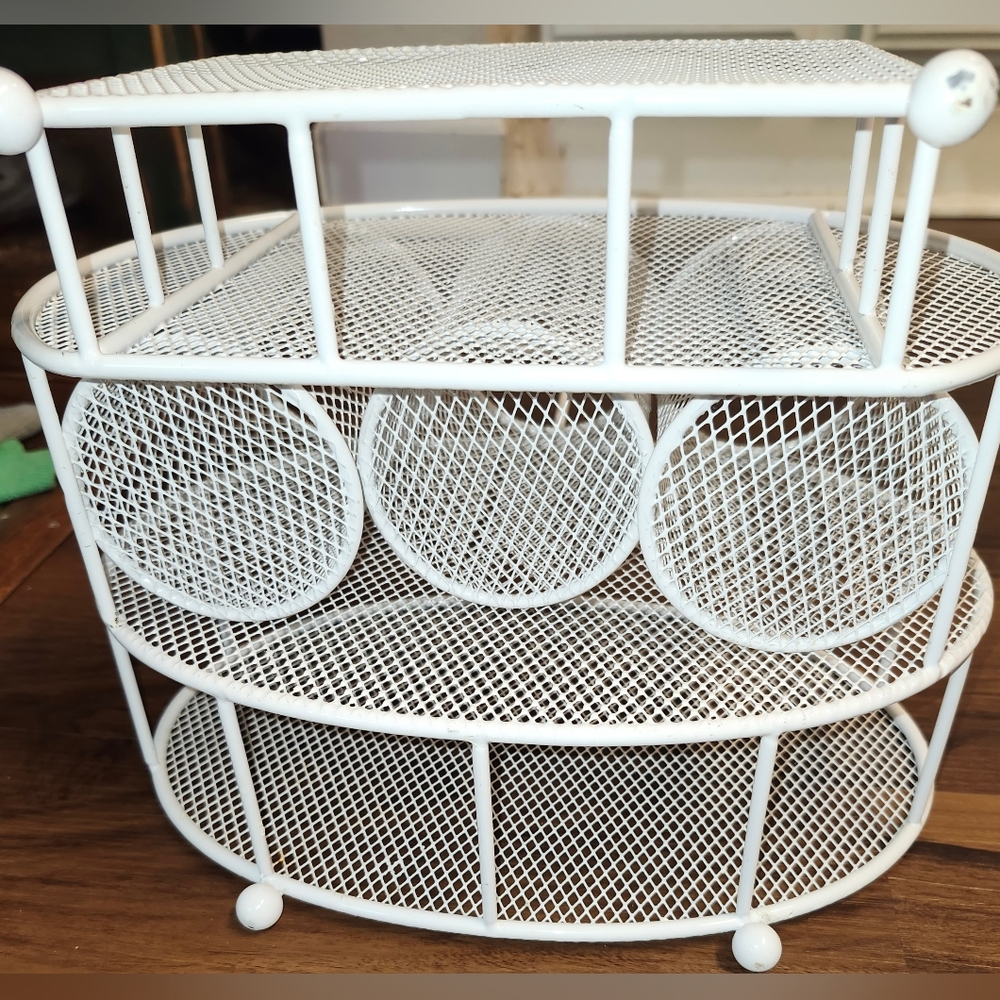 Metal Caddy Designed to Hold Silverware, Plates, and Napkins, Possibly Used Once - Picture 5 of 5